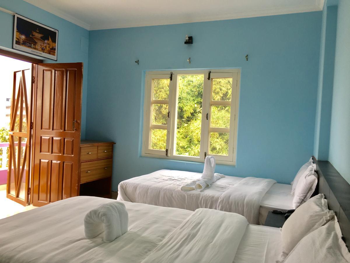 Hotel Pokhara International Exterior photo