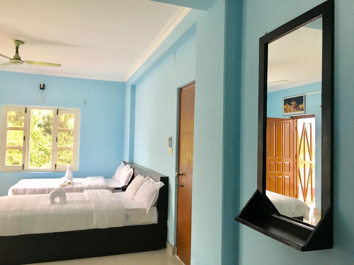 Hotel Pokhara International Exterior photo